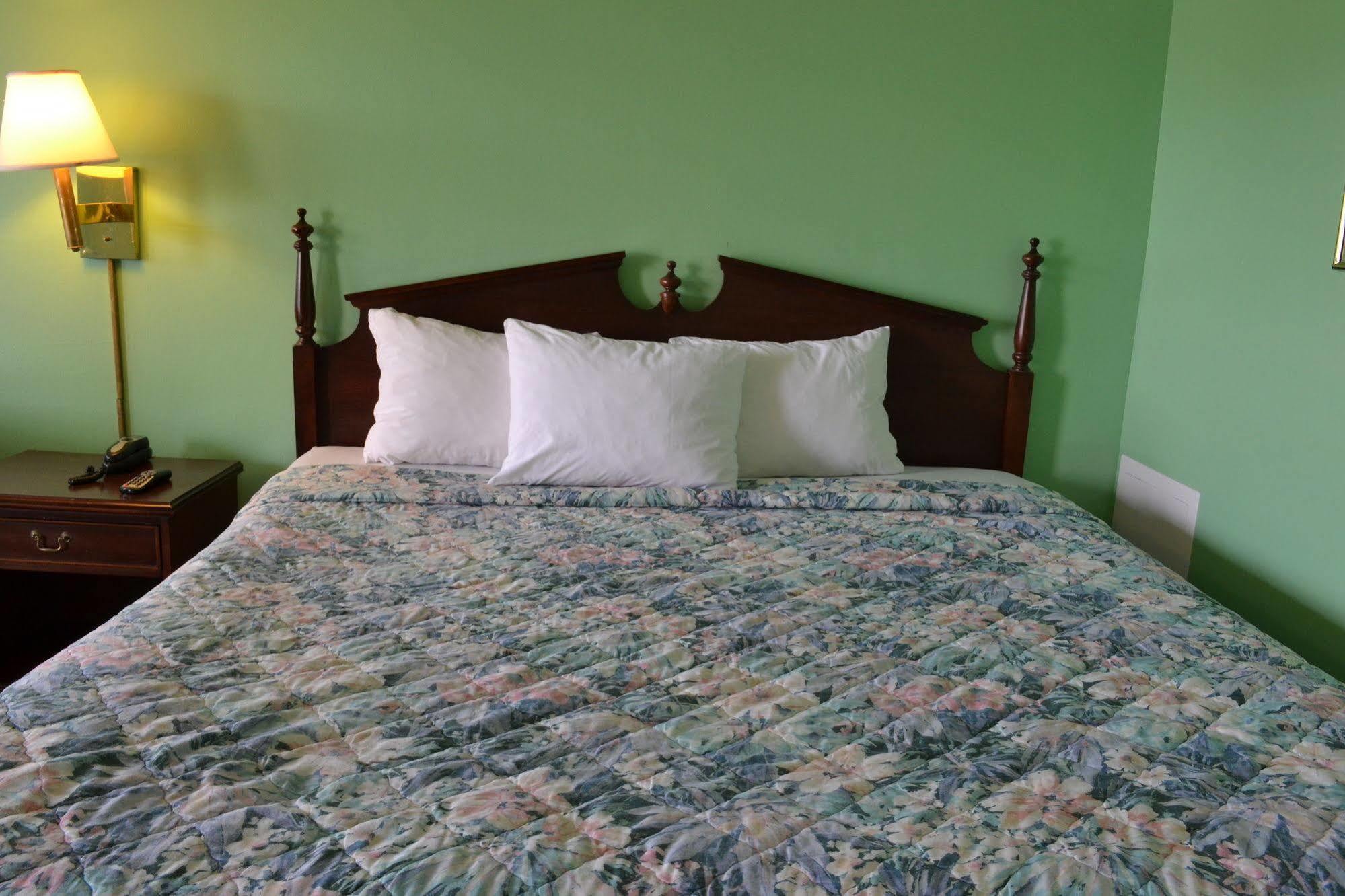 Budget Inn Christiansburg Esterno foto