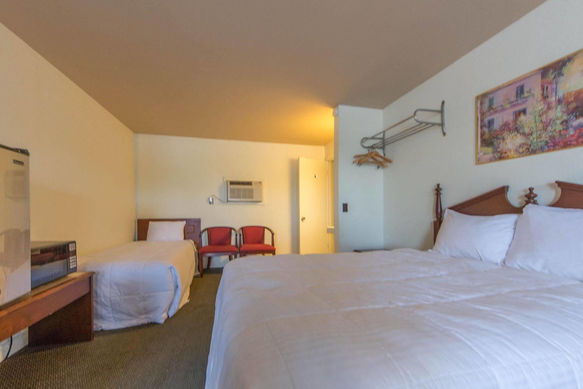 Budget Inn Christiansburg Esterno foto