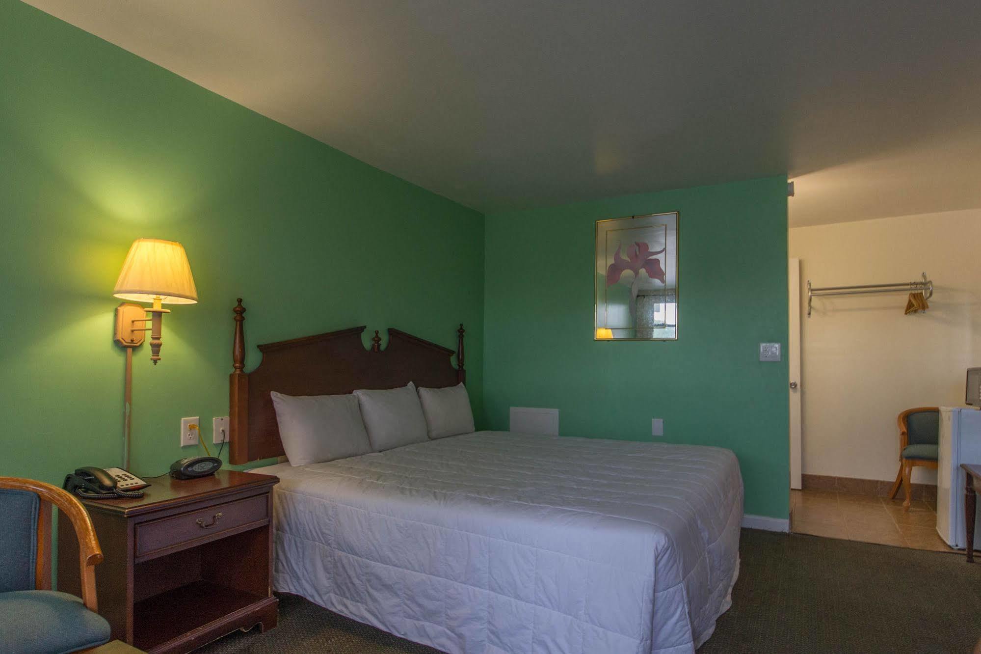 Budget Inn Christiansburg Esterno foto